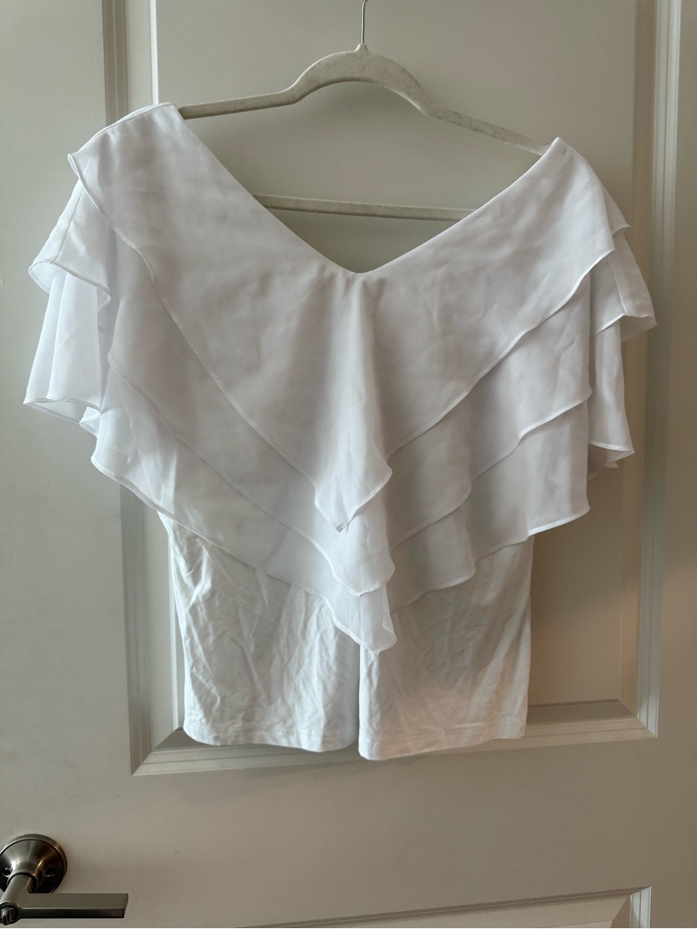 NWT Via Ritina White Layered Ruffle Off-Shoulder Blouse - Picture 2 of 6